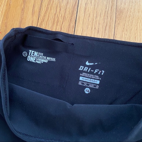 Nike Black Dri-Fit Capri Leggings - Picture 3 of 6